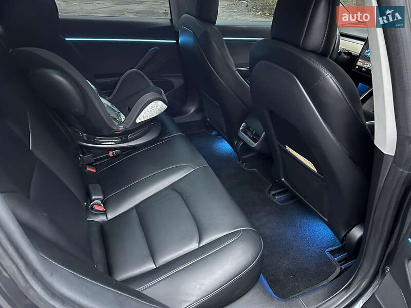 Седан Tesla Model 3 2018 в Харькове