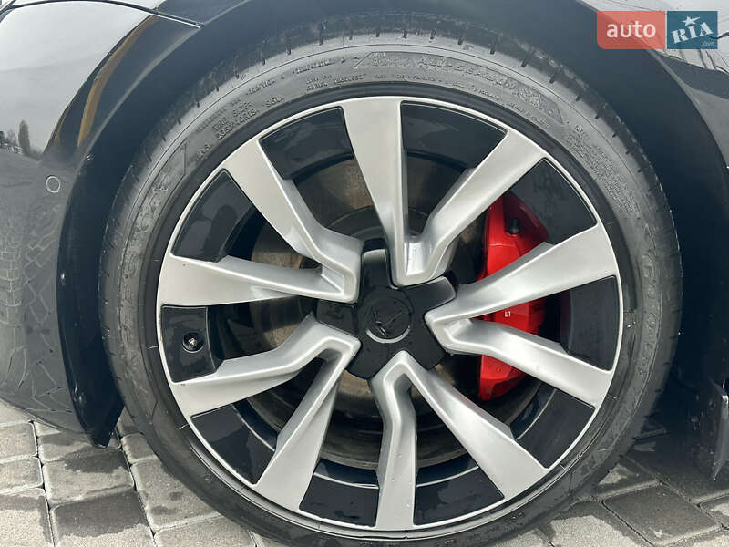 Седан Tesla Model 3 2021 в Харькове