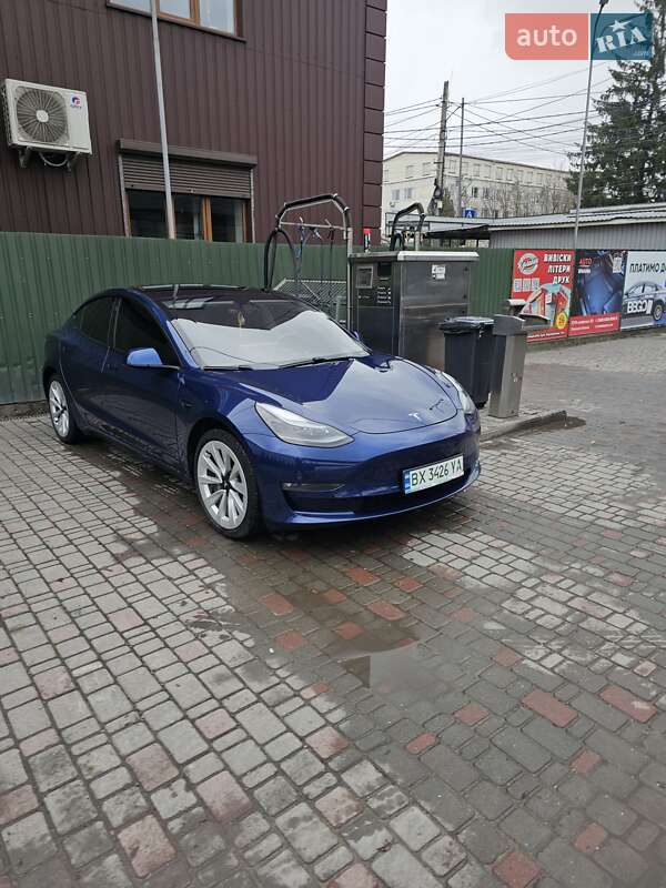 Седан Tesla Model 3 2020 в Хмельницькому фото 15 Седан Tesla Model 3 2020 в Хмельницькому