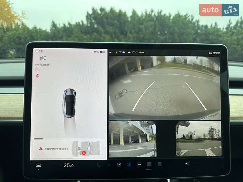 Седан Tesla Model 3 2018 в Киеве