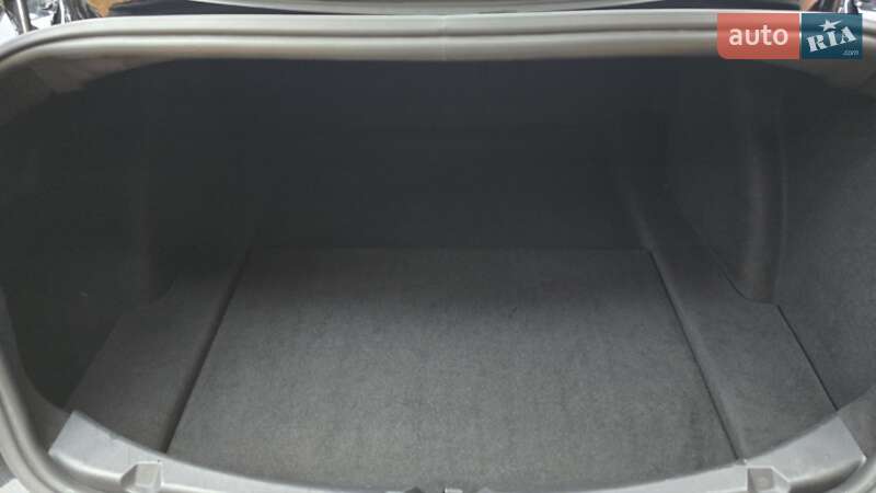 Седан Tesla Model 3 2018 в Запоріжжі