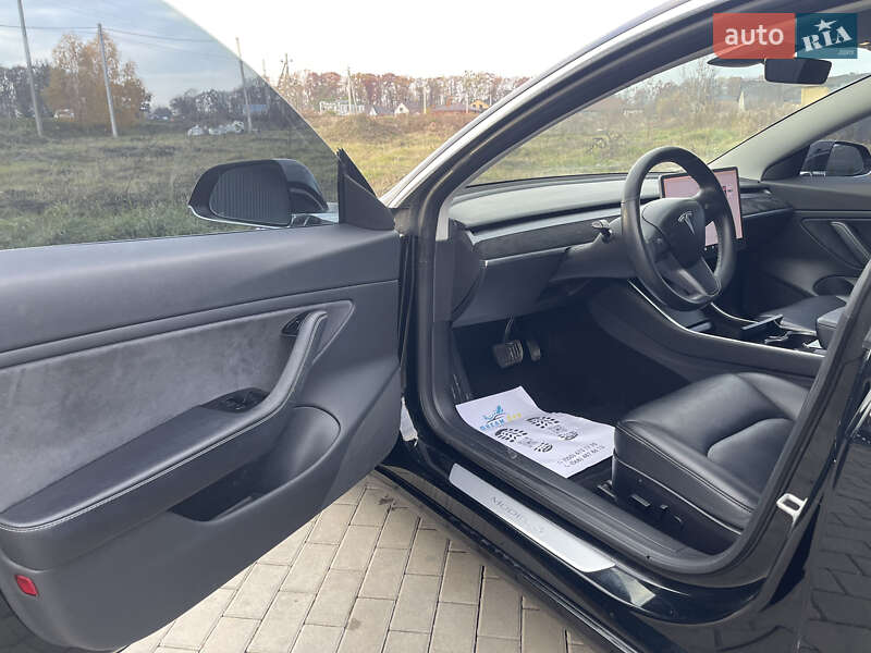 Седан Tesla Model 3 2018 в Луцке фото 18 Седан Tesla Model 3 2018 в Луцке