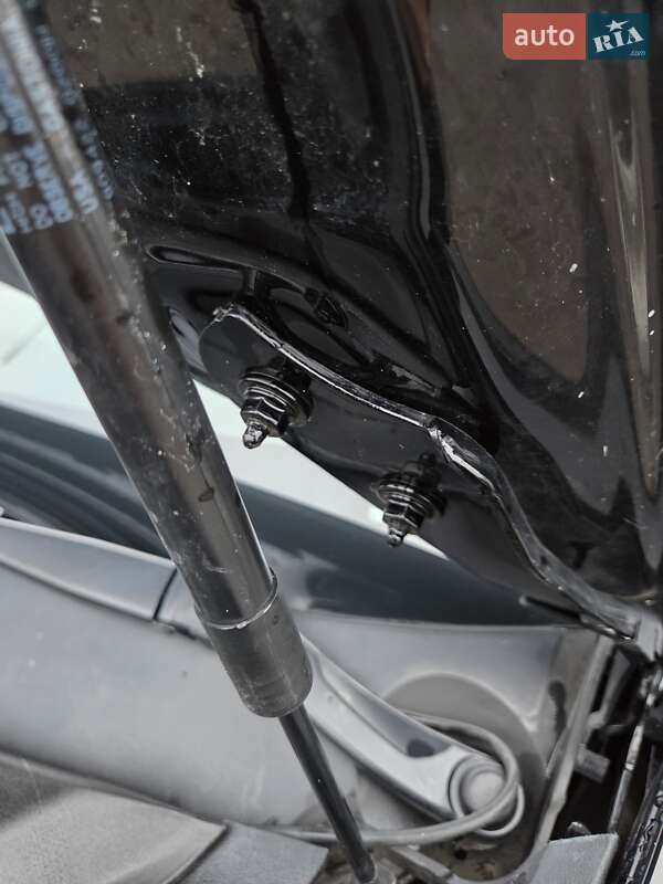 Седан Tesla Model 3 2020 в Києві