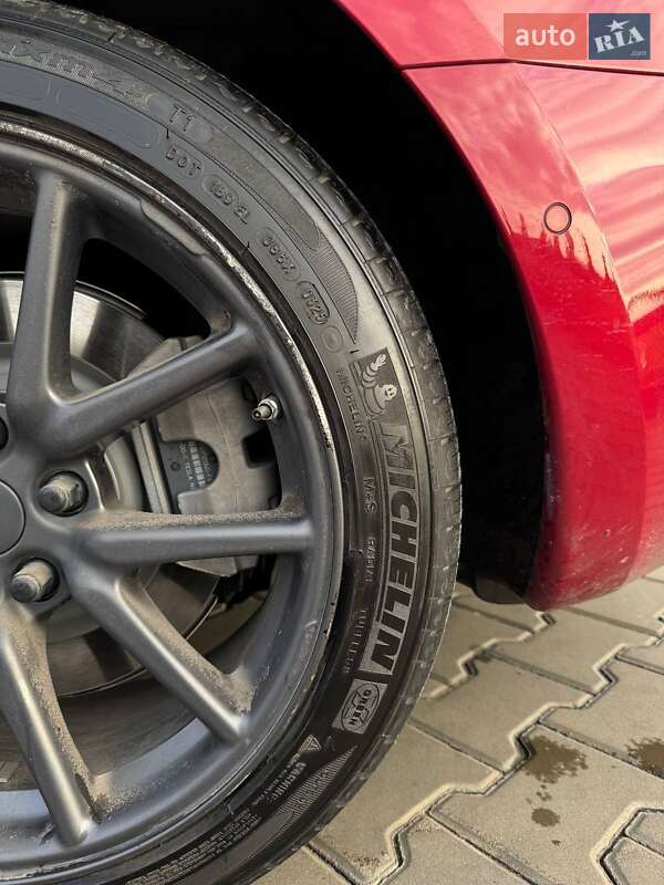 Седан Tesla Model 3 2018 в Луцьку