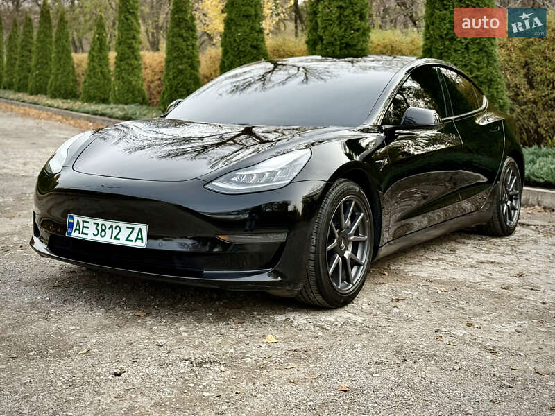 Седан Tesla Model 3 2020 в Дніпрі фото 5 Седан Tesla Model 3 2020 в Дніпрі