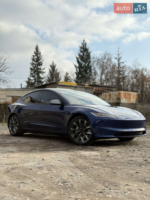 Седан Tesla Model 3 2024 в Луцке фото 14 Седан Tesla Model 3 2024 в Луцке