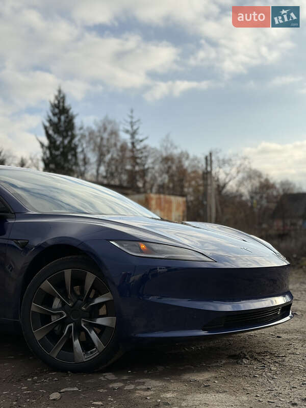 Седан Tesla Model 3 2024 в Луцке фото 15 Седан Tesla Model 3 2024 в Луцке