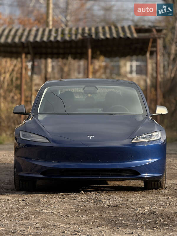 Седан Tesla Model 3 2024 в Луцке фото 34 Седан Tesla Model 3 2024 в Луцке