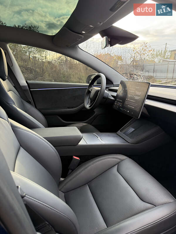 Седан Tesla Model 3 2024 в Луцке фото 58 Седан Tesla Model 3 2024 в Луцке