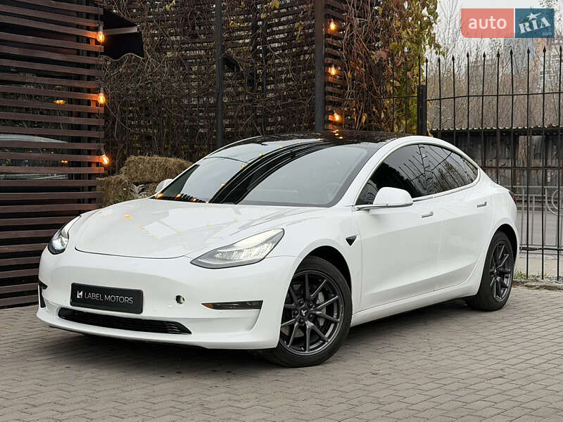 Tesla Model 3 2020 Tesla Model 3 2020