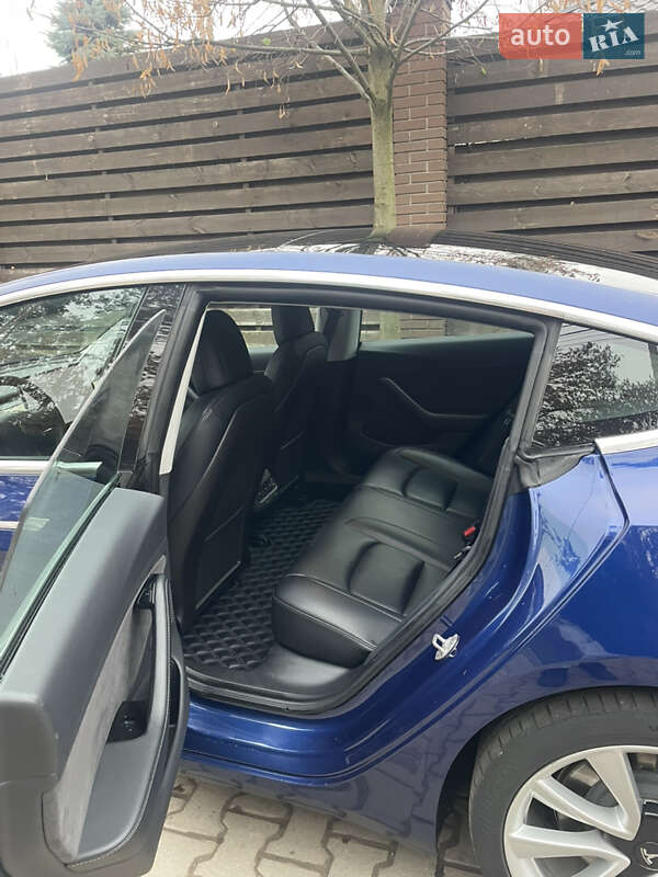 Седан Tesla Model 3 2019 в Киеве фото 17 Седан Tesla Model 3 2019 в Киеве