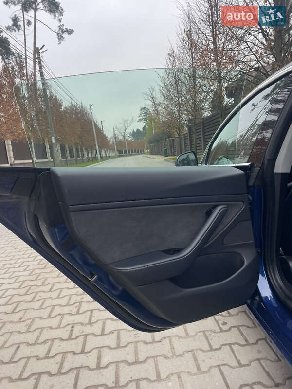 Седан Tesla Model 3 2019 в Киеве фото 23 Седан Tesla Model 3 2019 в Киеве