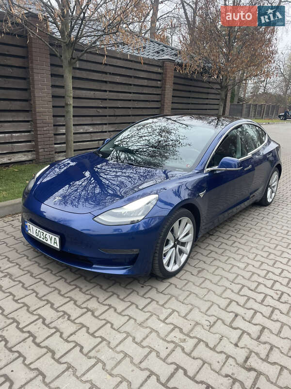 Седан Tesla Model 3 2019 в Киеве фото 12 Седан Tesla Model 3 2019 в Киеве