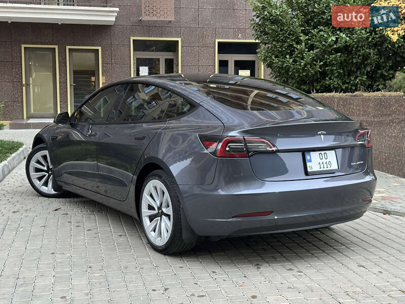 Седан Tesla Model 3 2023 в Одесі фото 16 Седан Tesla Model 3 2023 в Одесі