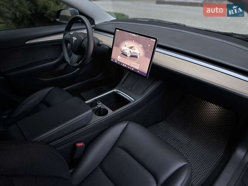 Седан Tesla Model 3 2023 в Одесі фото 32 Седан Tesla Model 3 2023 в Одесі