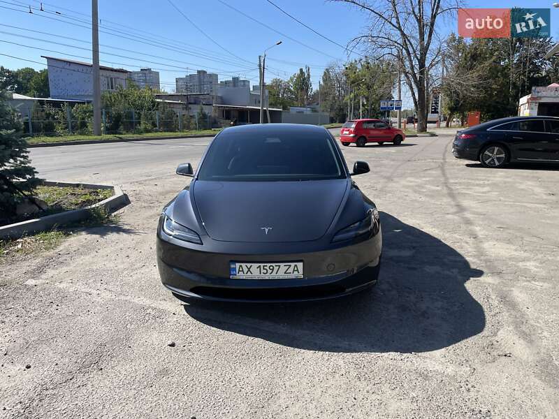 Седан Tesla Model 3 2024 в Харькове фото Седан Tesla Model 3 2024 в Харькове