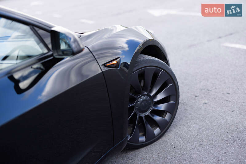 Седан Tesla Model 3 2021 в Львове фото 25 Седан Tesla Model 3 2021 в Львове