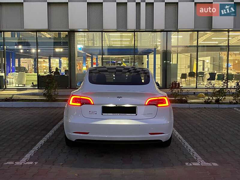 Седан Tesla Model 3 2019 в Одессе фото 9 Седан Tesla Model 3 2019 в Одессе