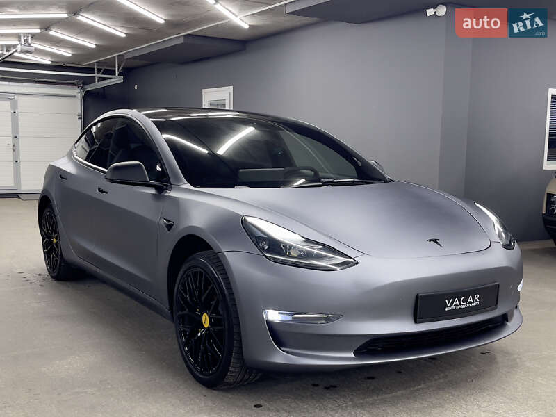 Седан Tesla Model 3 2022 в Харькове