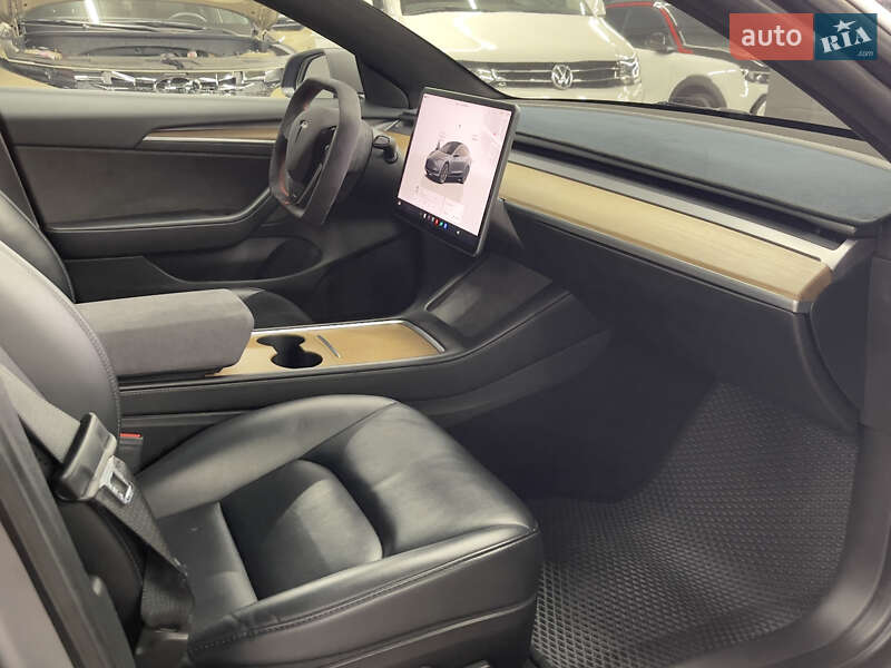 Седан Tesla Model 3 2022 в Харькове