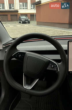 Седан Tesla Model 3 2024 в Ивано-Франковске