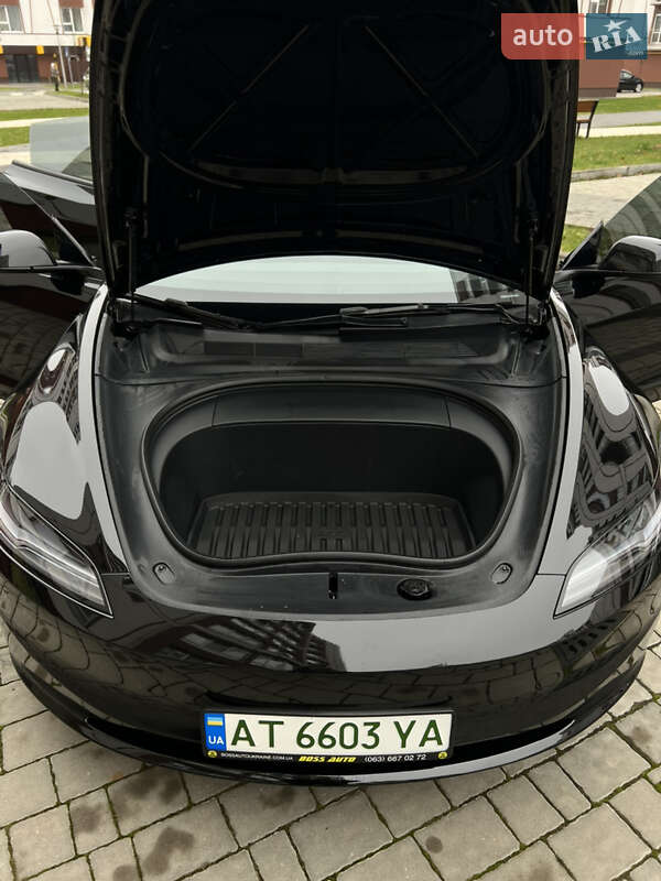 Седан Tesla Model 3 2024 в Івано-Франківську фото 44 Седан Tesla Model 3 2024 в Івано-Франківську