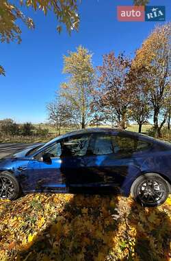Седан Tesla Model 3 2022 в Львове