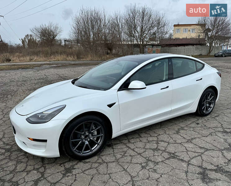 Седан Tesla Model 3 2023 в Івано-Франківську фото 2 Седан Tesla Model 3 2023 в Івано-Франківську