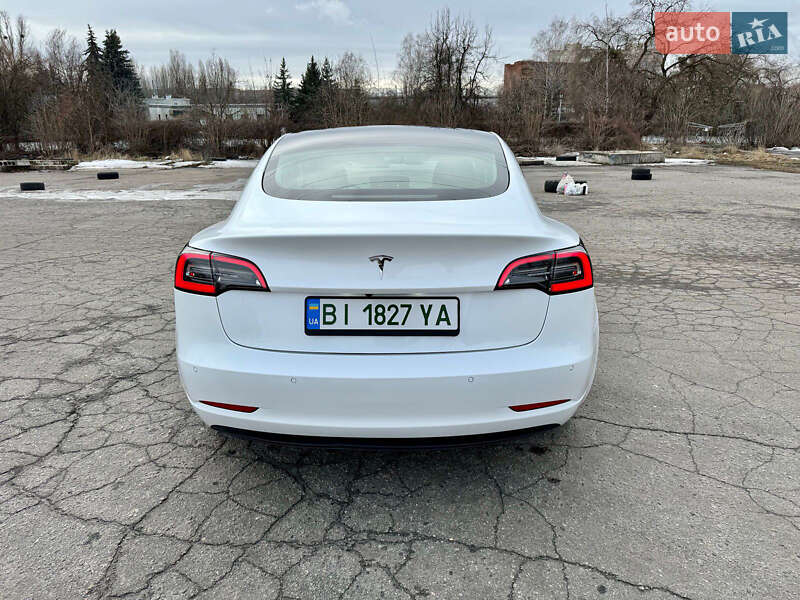 Седан Tesla Model 3 2023 в Івано-Франківську фото 6 Седан Tesla Model 3 2023 в Івано-Франківську