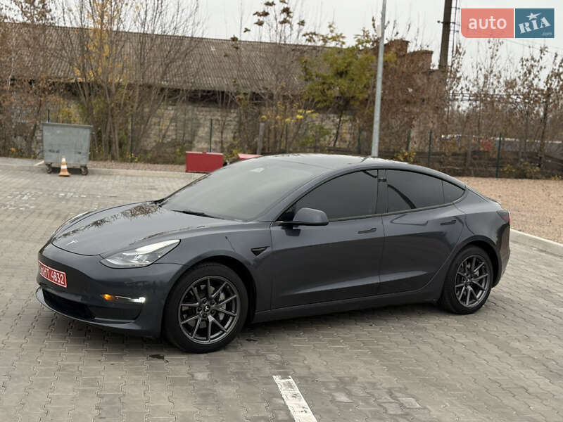 Седан Tesla Model 3 2022 в Кривому Розі фото 7 Седан Tesla Model 3 2022 в Кривому Розі