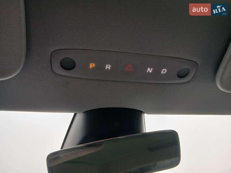 Седан Tesla Model 3 2024 в Калиновке