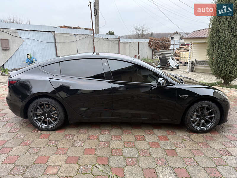 Седан Tesla Model 3 2018 в Харькове