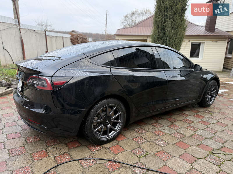 Седан Tesla Model 3 2018 в Харькове