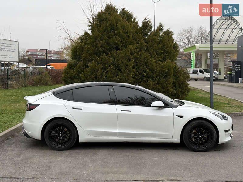 Седан Tesla Model 3 2019 в Кам'янець-Подільському фото 13 Седан Tesla Model 3 2019 в Кам'янець-Подільському