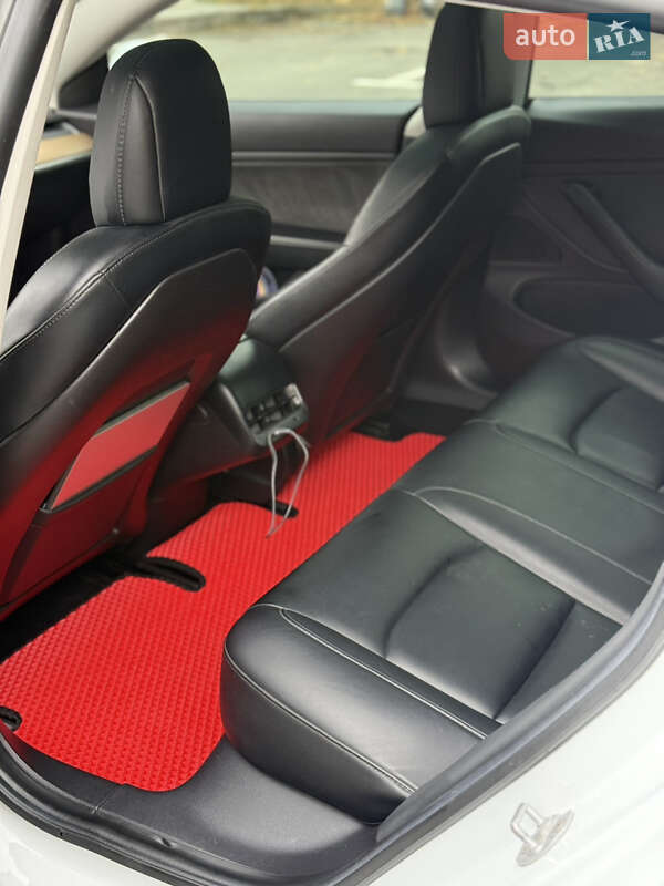 Седан Tesla Model 3 2019 в Кам'янець-Подільському фото 21 Седан Tesla Model 3 2019 в Кам'янець-Подільському