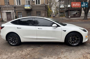 Седан Tesla Model 3 2021 в Каменском