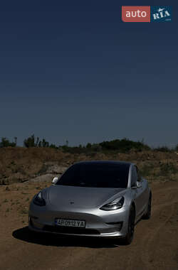 TESLA MODEL 3 2017