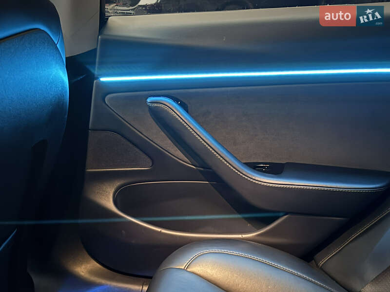 Седан Tesla Model 3 2018 в Трускавці фото 27 Седан Tesla Model 3 2018 в Трускавці