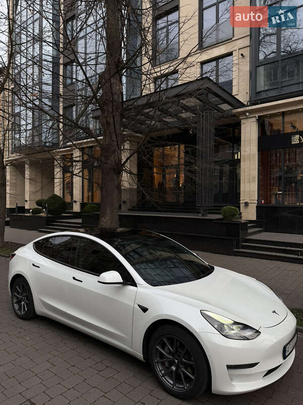 Седан Tesla Model 3 2021 в Івано-Франківську фото 21 Седан Tesla Model 3 2021 в Івано-Франківську