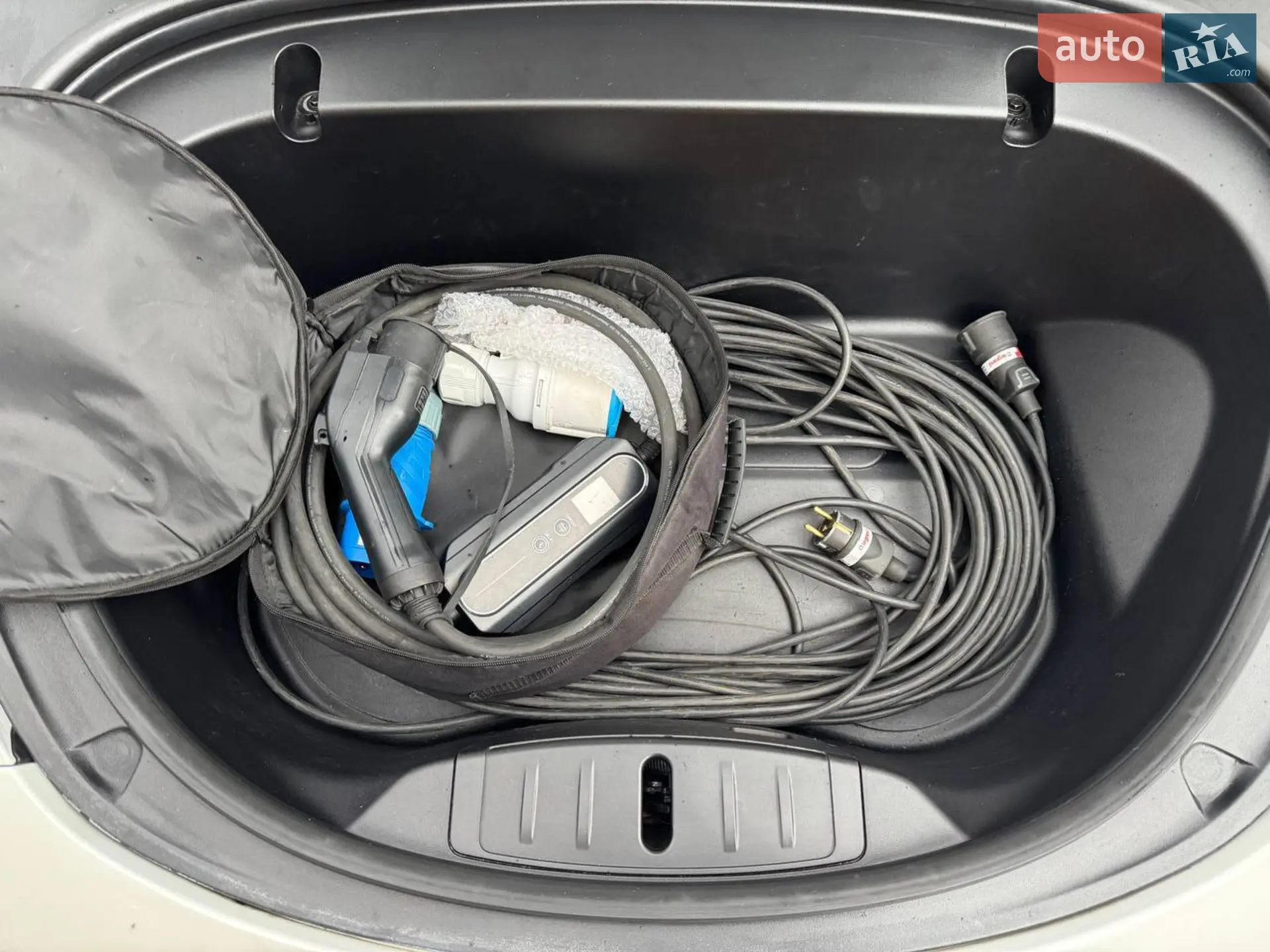 2019 Tesla Model 3 - мініатюра 4