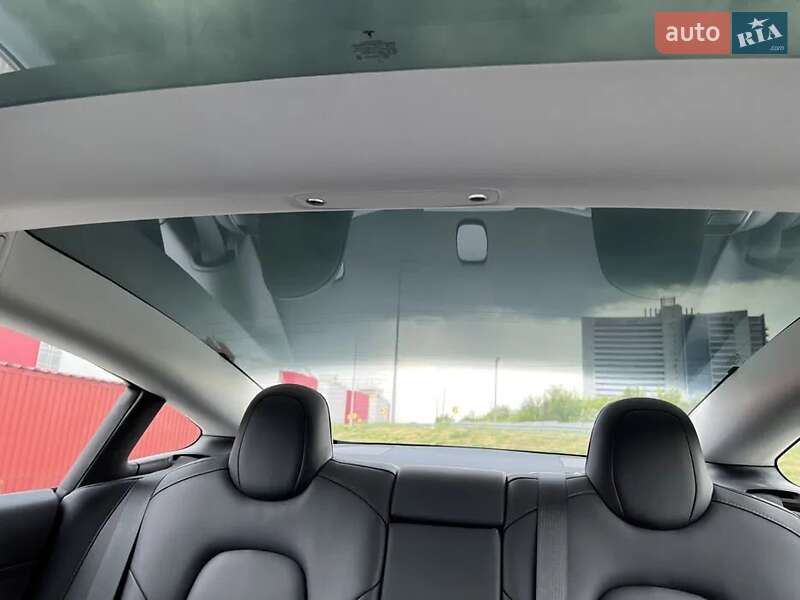 Седан Tesla Model 3 2020 в Киеве фото 9 Седан Tesla Model 3 2020 в Киеве