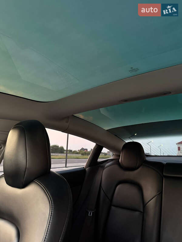 Седан Tesla Model 3 2018 в Луцьку фото 13 Седан Tesla Model 3 2018 в Луцьку