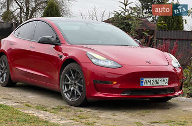 Седан Tesla Model 3 2023 в Житомирі