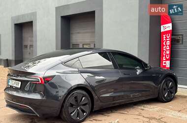 Седан Tesla Model 3 2024 в Києві