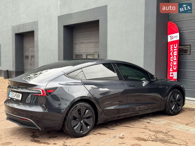 Седан Tesla Model 3 2024 в Києві фото 10 Седан Tesla Model 3 2024 в Києві