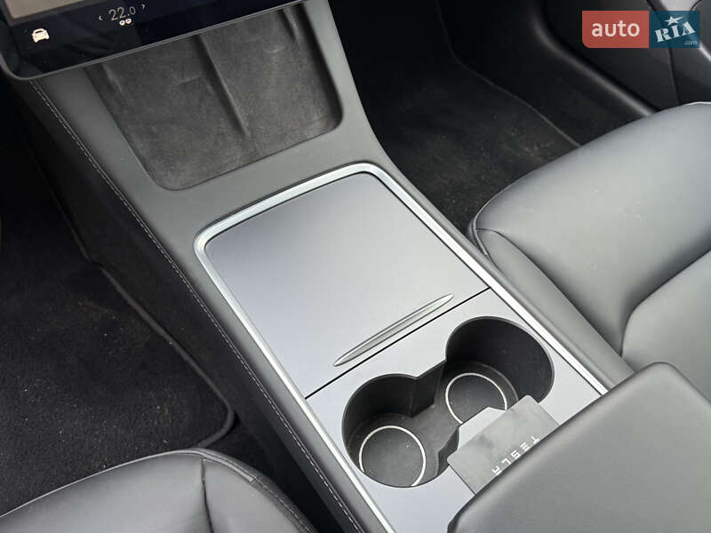 Седан Tesla Model 3 2021 в Луцке фото 46 Седан Tesla Model 3 2021 в Луцке