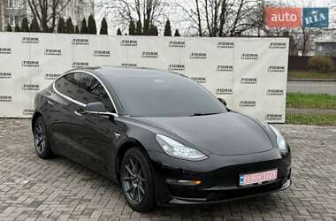 Седан Tesla Model 3 2019 в Луцьку