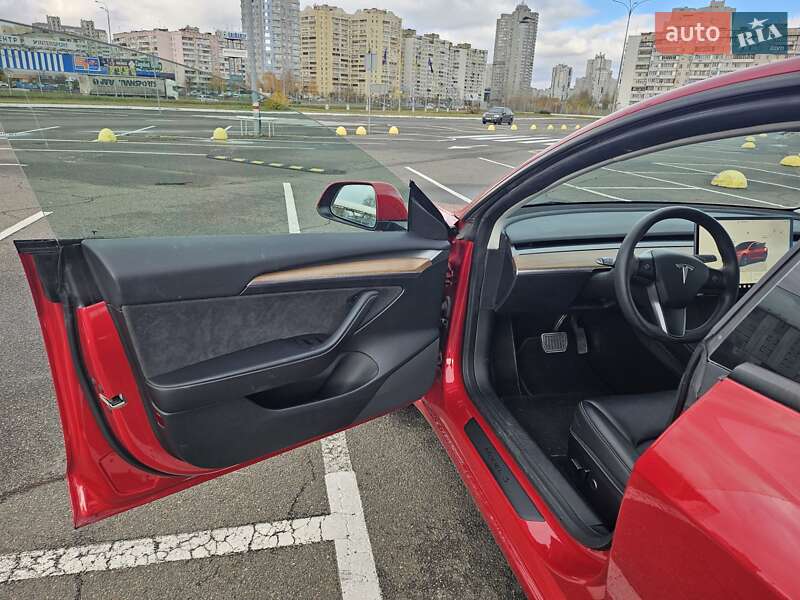 Седан Tesla Model 3 2022 в Києві фото 10 Седан Tesla Model 3 2022 в Києві