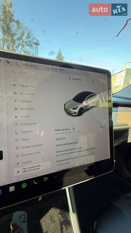 Седан Tesla Model 3 2020 в Львові