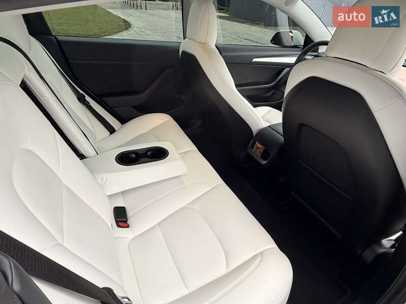 Седан Tesla Model 3 2021 в Киеве фото 12 Седан Tesla Model 3 2021 в Киеве